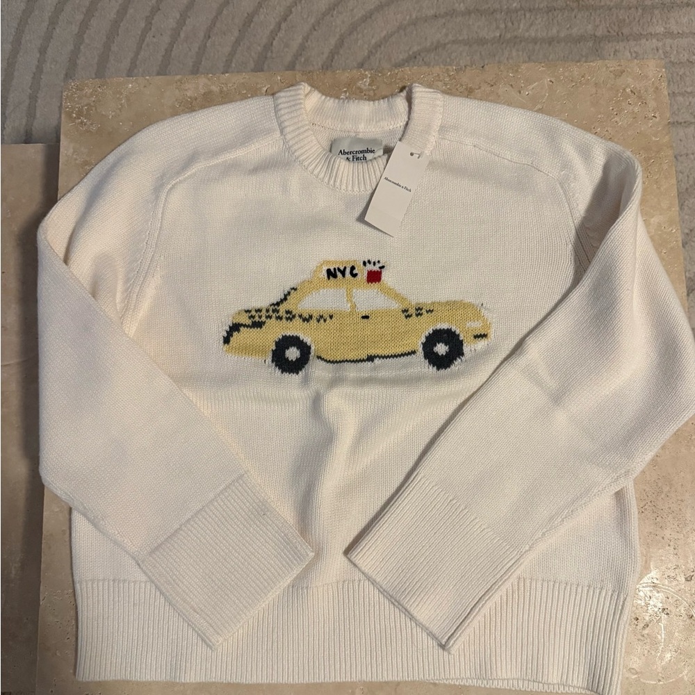 NEW Abercrombie & Fitch Madeline Sweater - NYC Exclusive Taxi Cab - Sz Medium